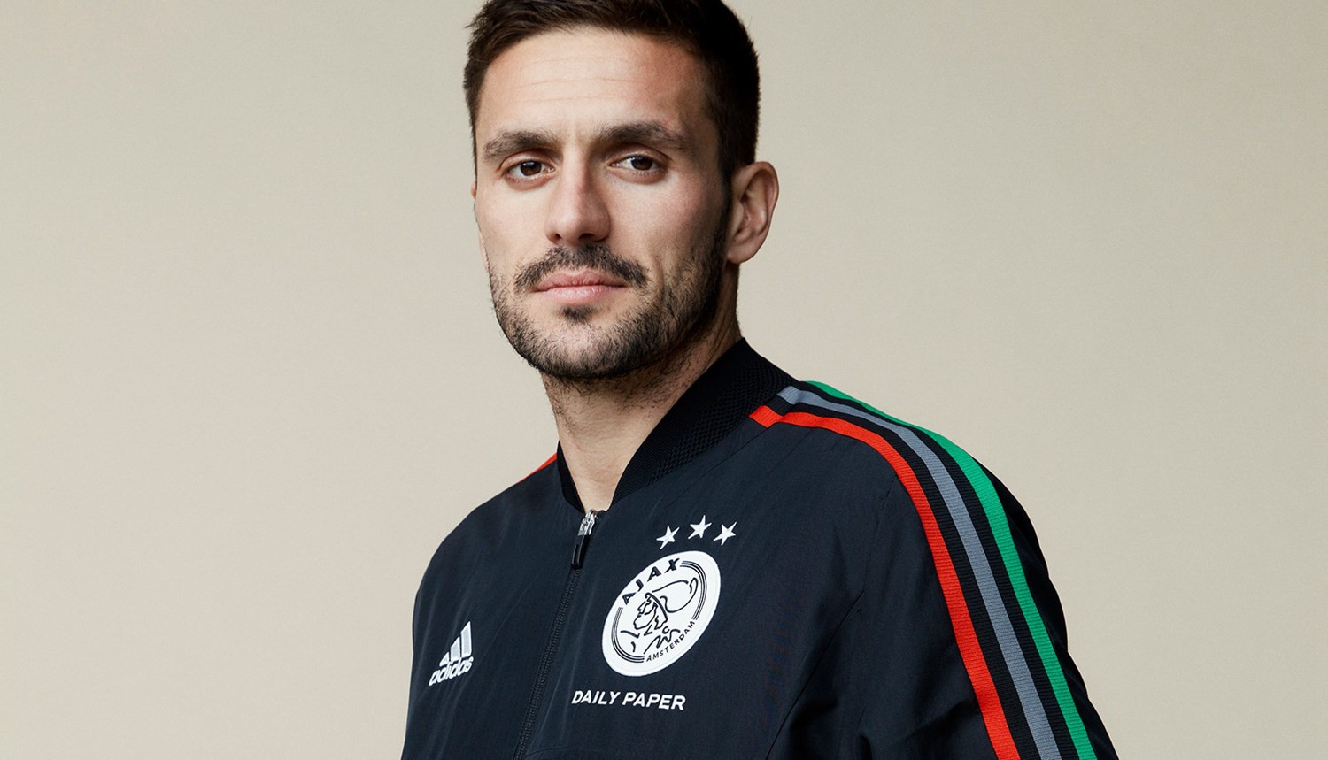 其崭新的状 其崭新的状